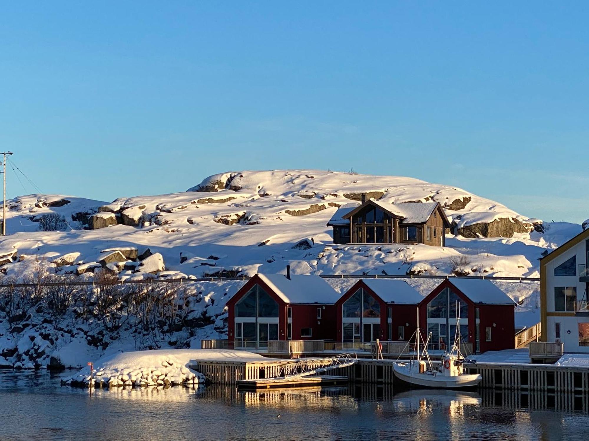 Superior Cabin Ballstad Lofoten Exterior foto