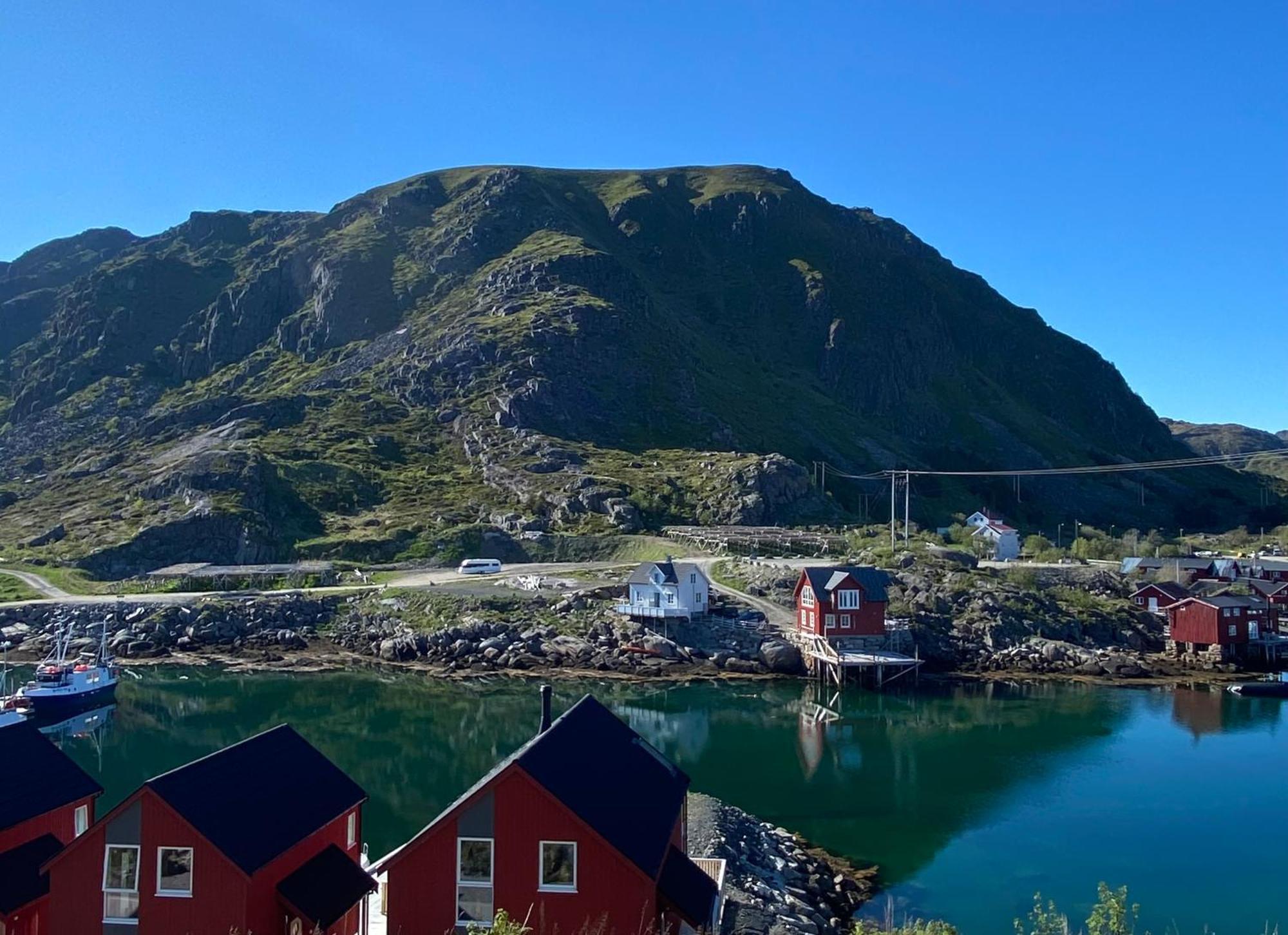 Superior Cabin Ballstad Lofoten Exterior foto